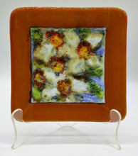 Load image into Gallery viewer, Daffadils decorative Plate