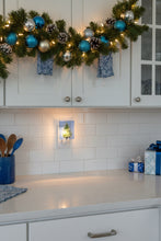 Load image into Gallery viewer, Green and Gold Christmas Tree Light