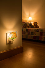 Load image into Gallery viewer, Brown Bear Night Light