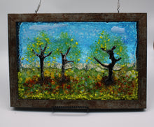 Load image into Gallery viewer, Summer Scene - Part of Season Plate Series.
