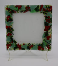 Load image into Gallery viewer, Holly and Berry Plate
