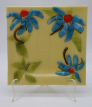 Load image into Gallery viewer, Cream Colored Flower Serving Plate
