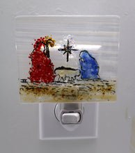 Load image into Gallery viewer, Christmas Nativity Scene on white streaky Glass
