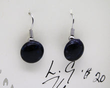 Load image into Gallery viewer, Jewelry -Round small black glass Pierced Earrings
