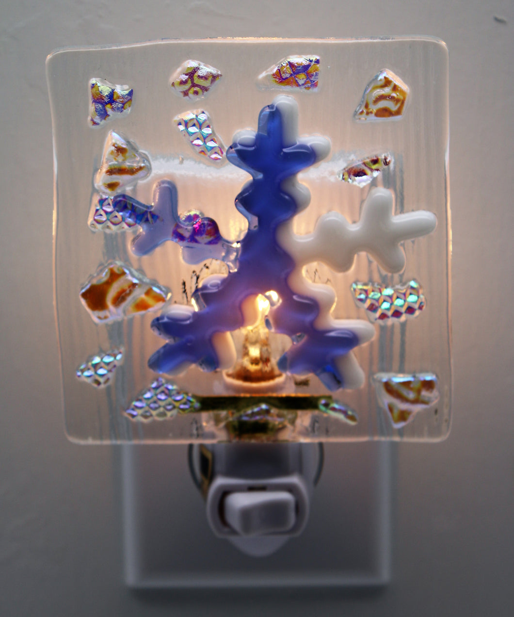 Blue and White Snowflake Light