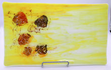 Load image into Gallery viewer, Wispy Yellow Platter with Leaves
